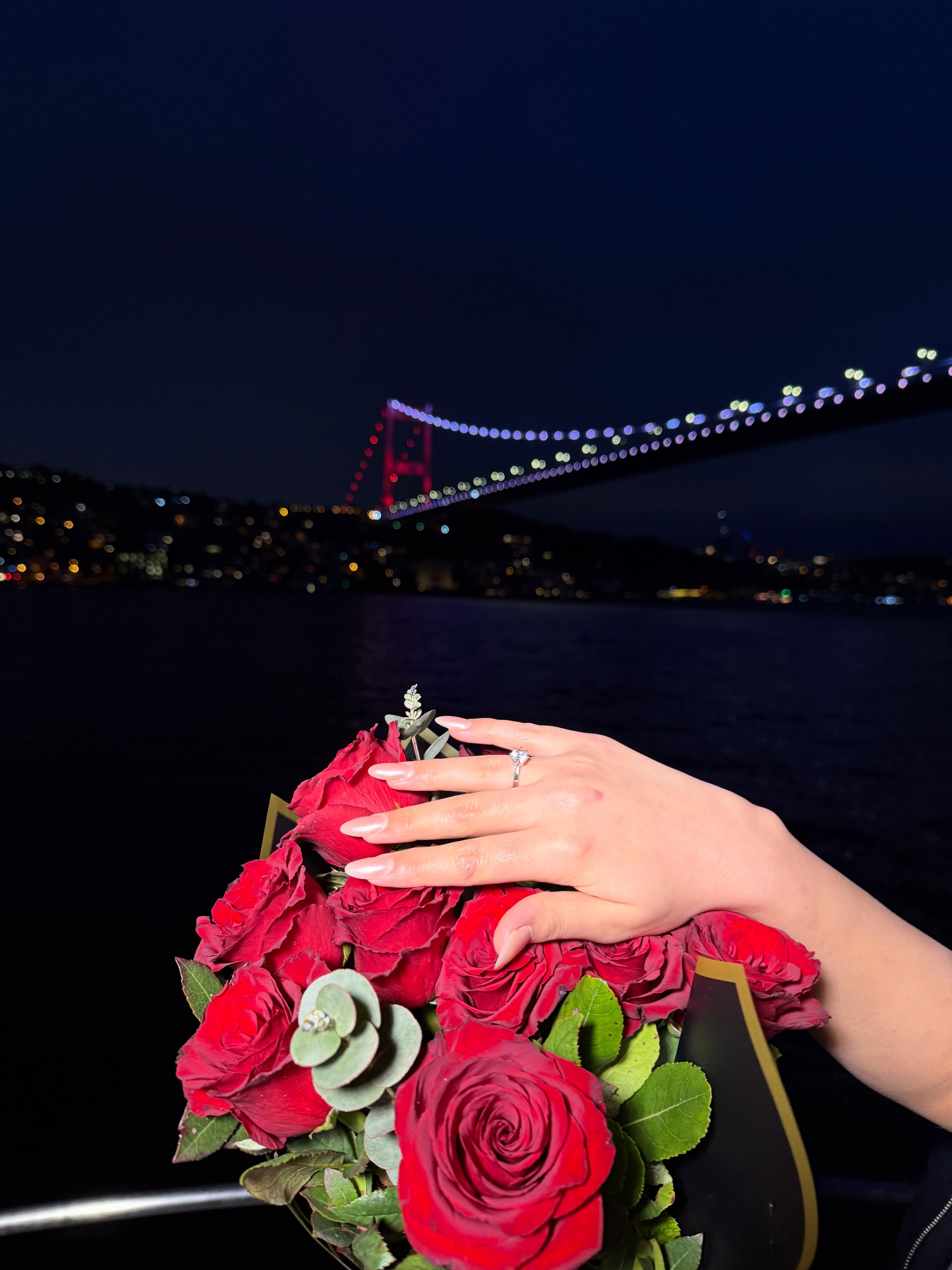 İstanbul Boğazı'nda yatta evlilik teklifi organizasyonu